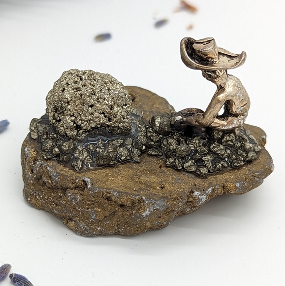 Pyrite Miner - Picture 2 of 3